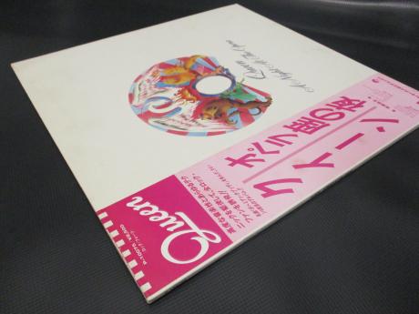 Queen A Night At the Opera Japan Rare LP PINK OBI