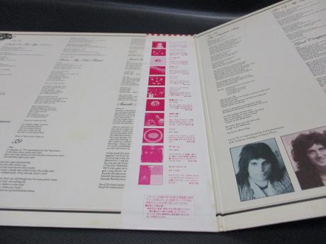 Queen A Night At the Opera Japan Rare LP PINK OBI