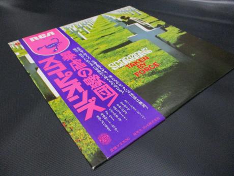 Scorpions Taken By Force Japan Orig. LP OBI DIF TOMB YARD COVER