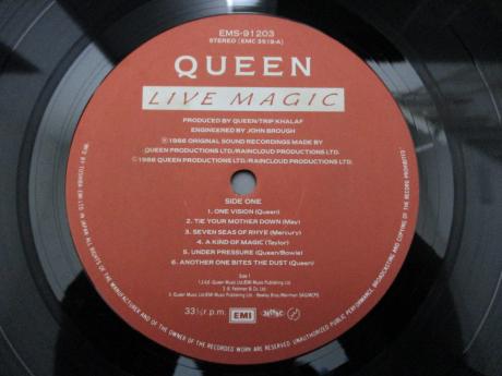 洋楽 Queen Live Magic LP OS0zMjIzLmpwZWc.jpeg