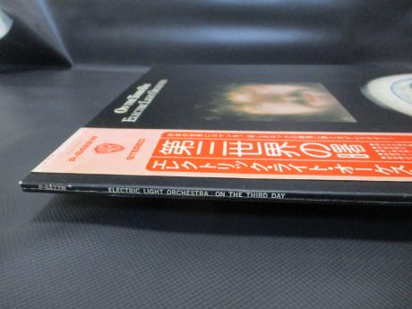 ELO Electric Light Orchestra On the Third Day Japan Orig. LP OBI